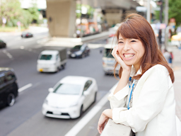 “幸せをまくハチ（Macbee）”を輩出する…社名に紐づく教育が花ひらくまで。