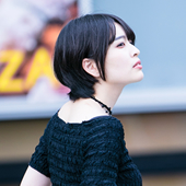 菱山 佳